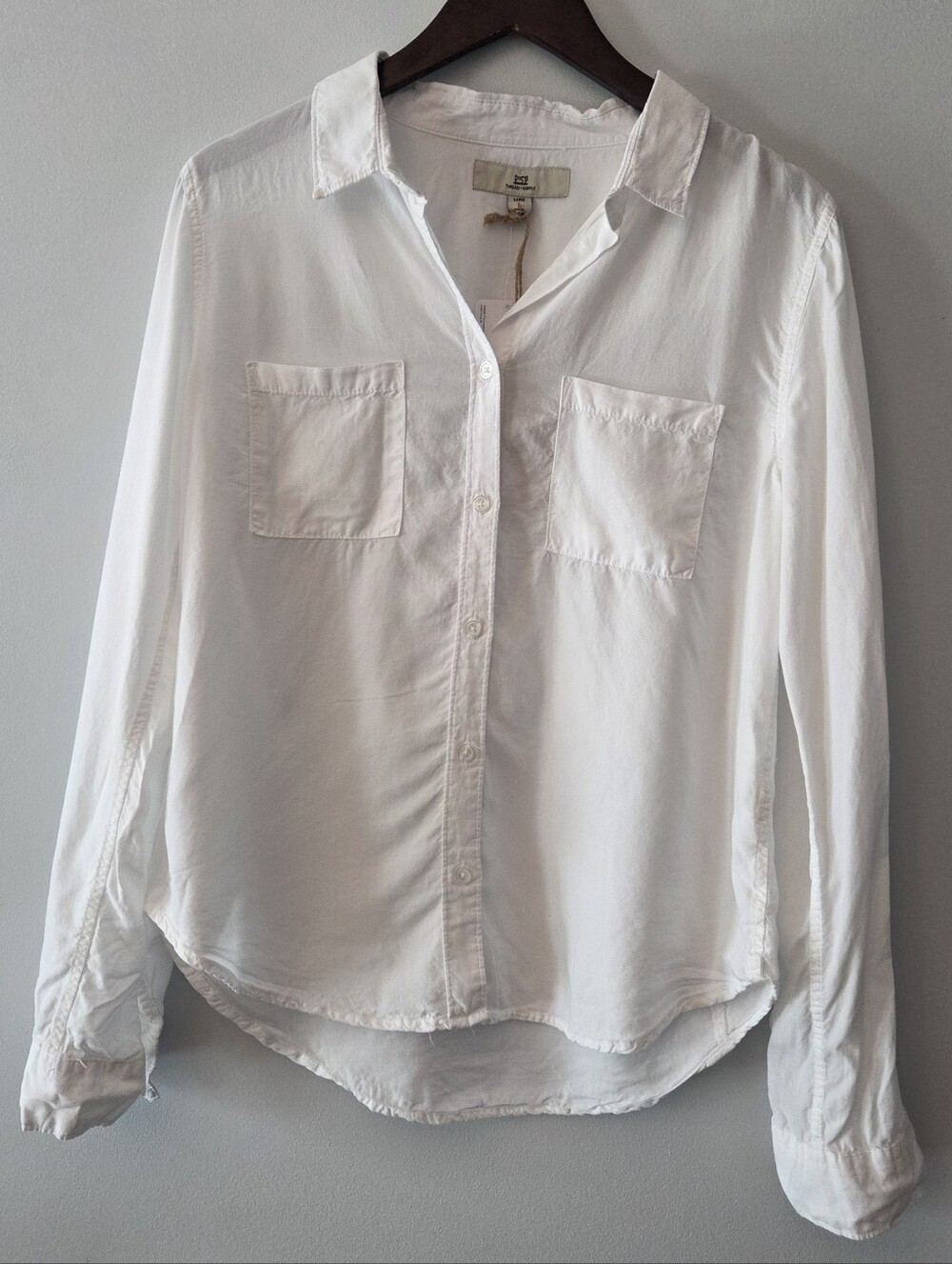 Thread + Supply Women's White Tencel Button-Down Shirt Size L
